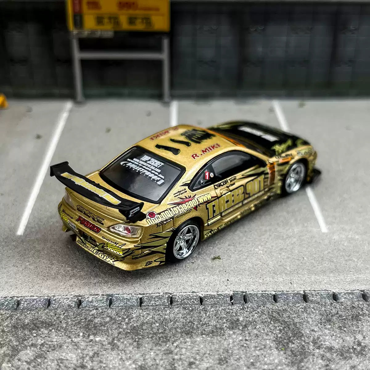 MINI GT 1:64 Nissan S15 Silvia Top Secret D1GP (#714)