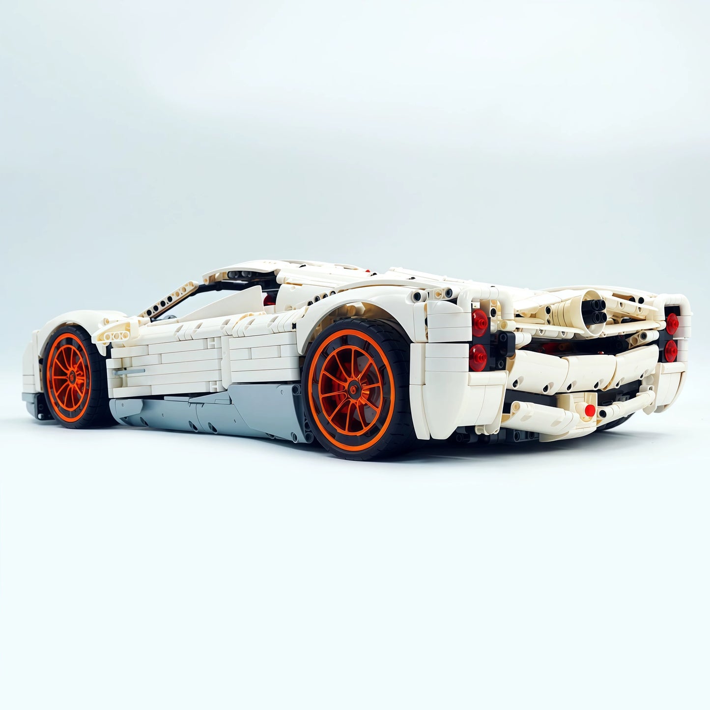 The "Utopia" Kinetic Art - 864HP V12 Twin-Turbo Pure Mechanical Series by MOC Works Studio