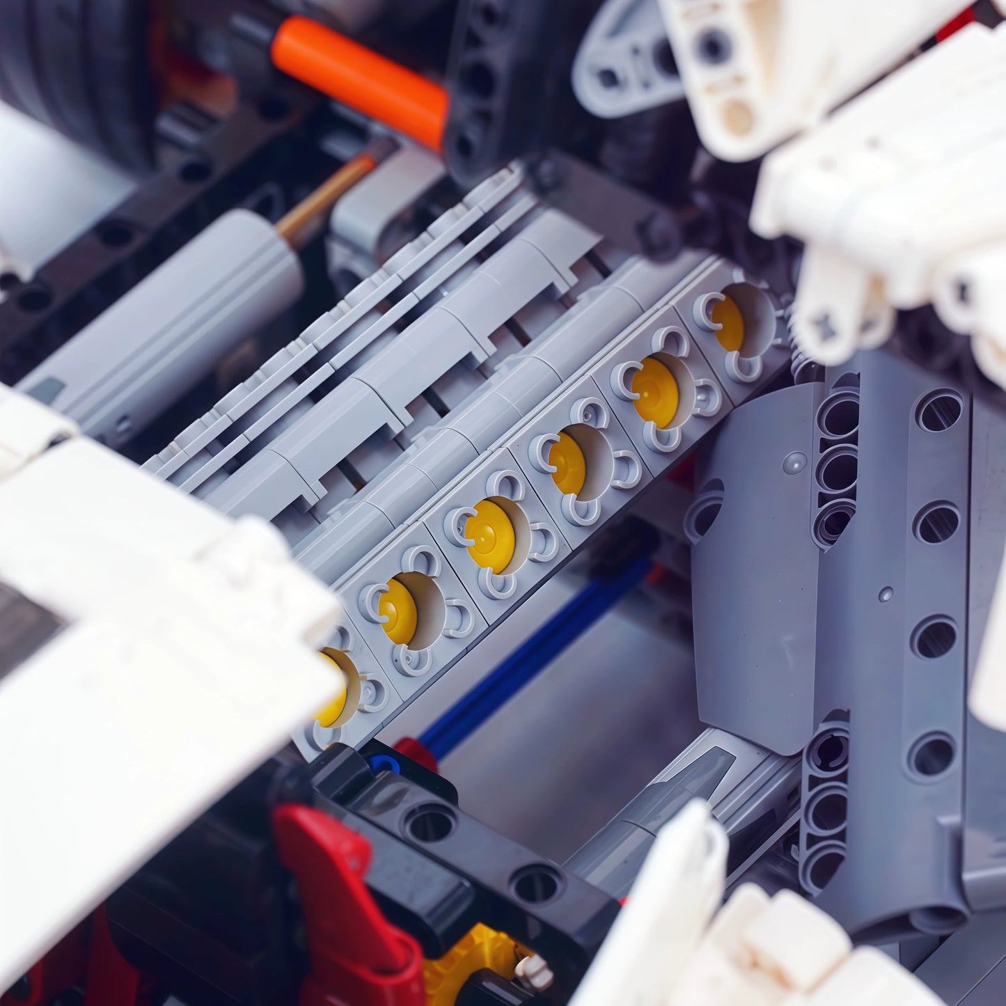 The "Utopia" Kinetic Art - 864HP V12 Twin-Turbo Pure Mechanical Series by MOC Works Studio