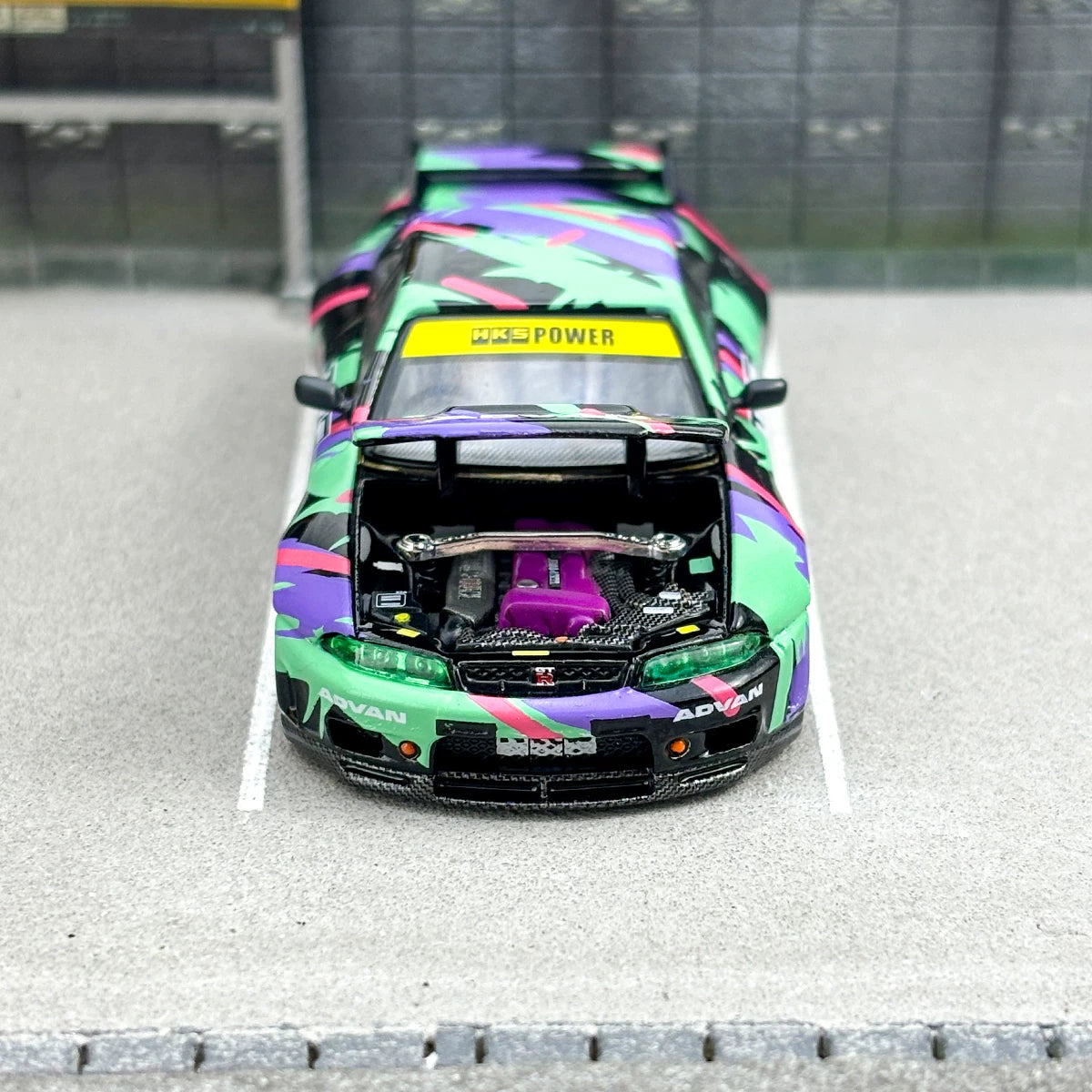 Kaido House x MINI GT 1:64 Nissan GT-R R33 HKS (#129)