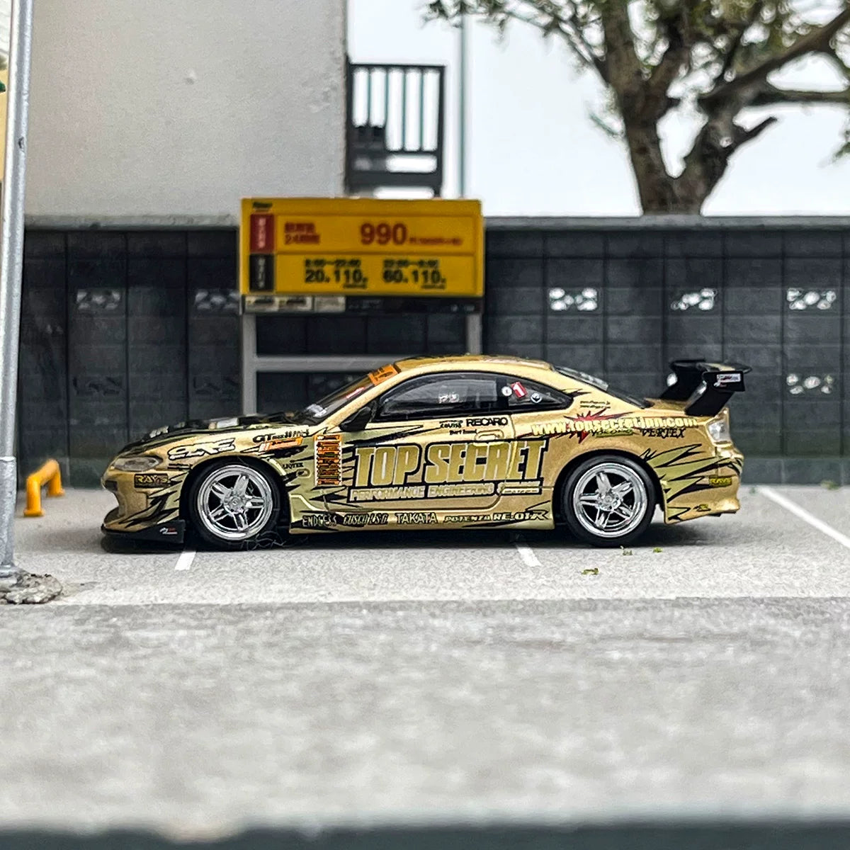 MINI GT 1:64 Nissan S15 Silvia Top Secret D1GP (#714)