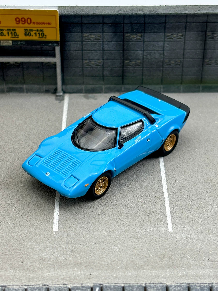 MINI GT 1:64 Lancia Delta HF Integrale Blue (#624)
