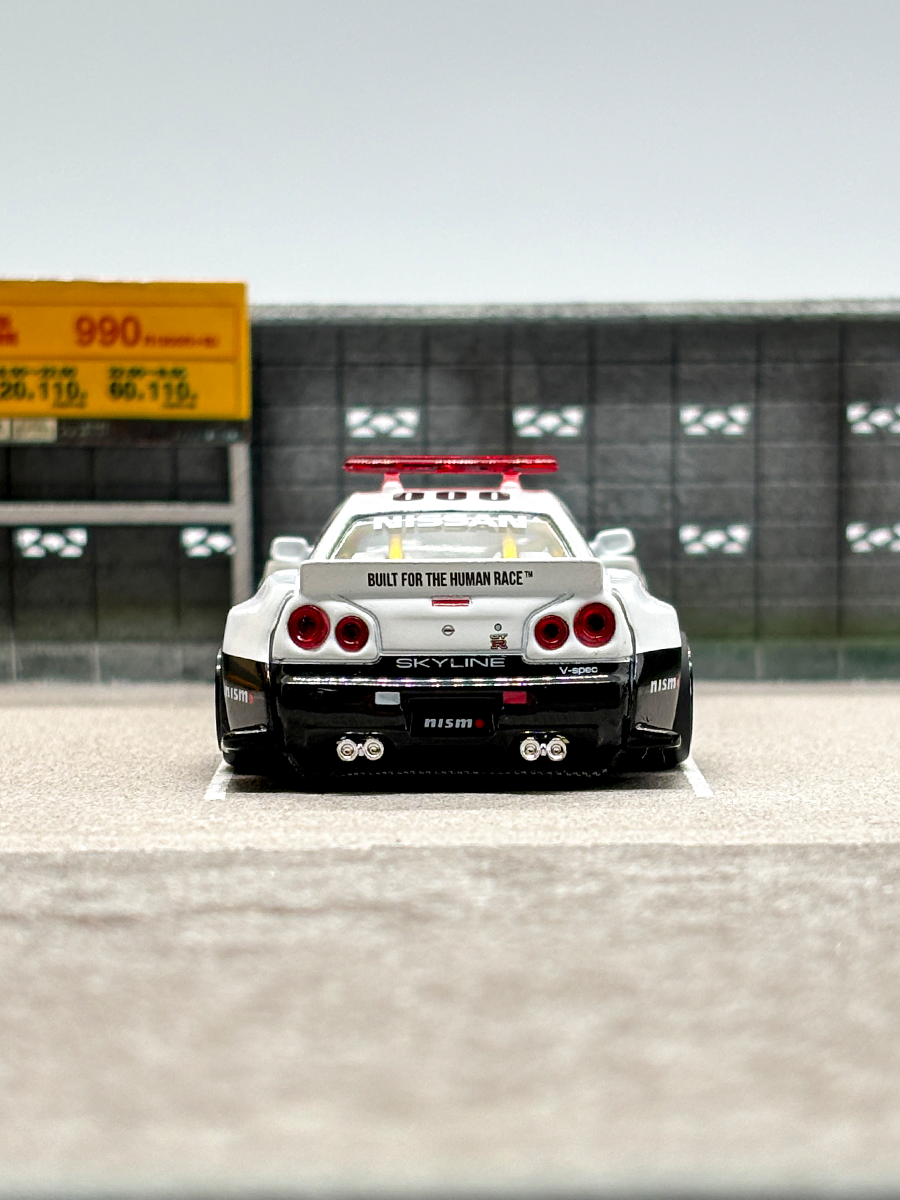 Kaido House x MINI GT 1:64 Nissan Skyline GT-R R34 Police Car (#120)