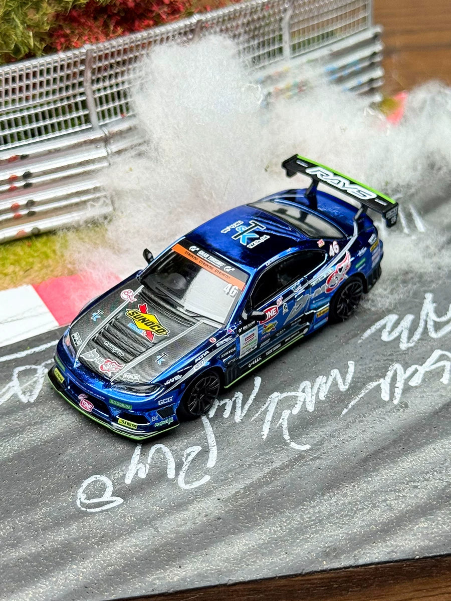 MINI GT 1:64 Nissan Silvia S15 #46 D-MAX Edition (#857)