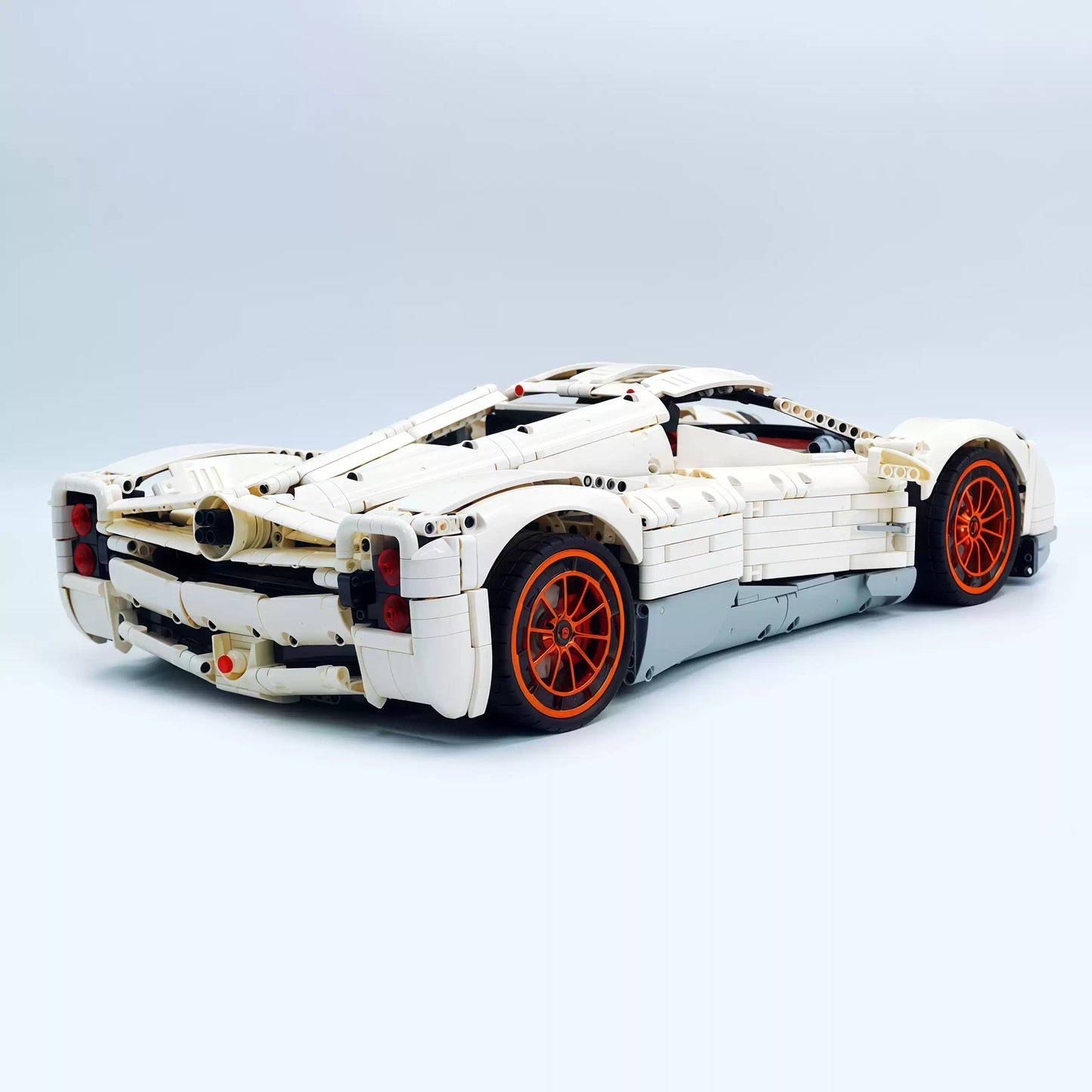 The "Utopia" Kinetic Art - 864HP V12 Twin-Turbo Pure Mechanical Series by MOC Works Studio