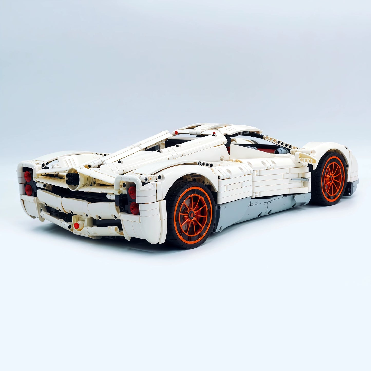 The "Utopia" Kinetic Art - 864HP V12 Twin-Turbo Pure Mechanical Series by MOC Works Studio