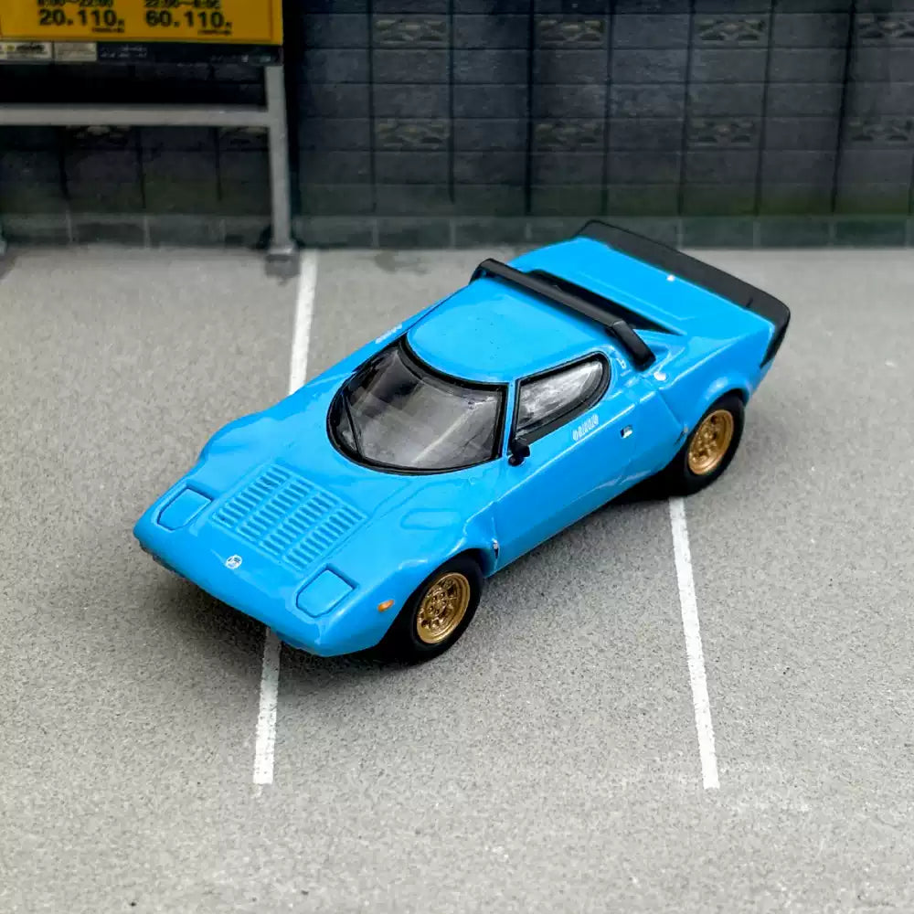 MINI GT 1:64 Lancia Delta HF Integrale Blue (#624)