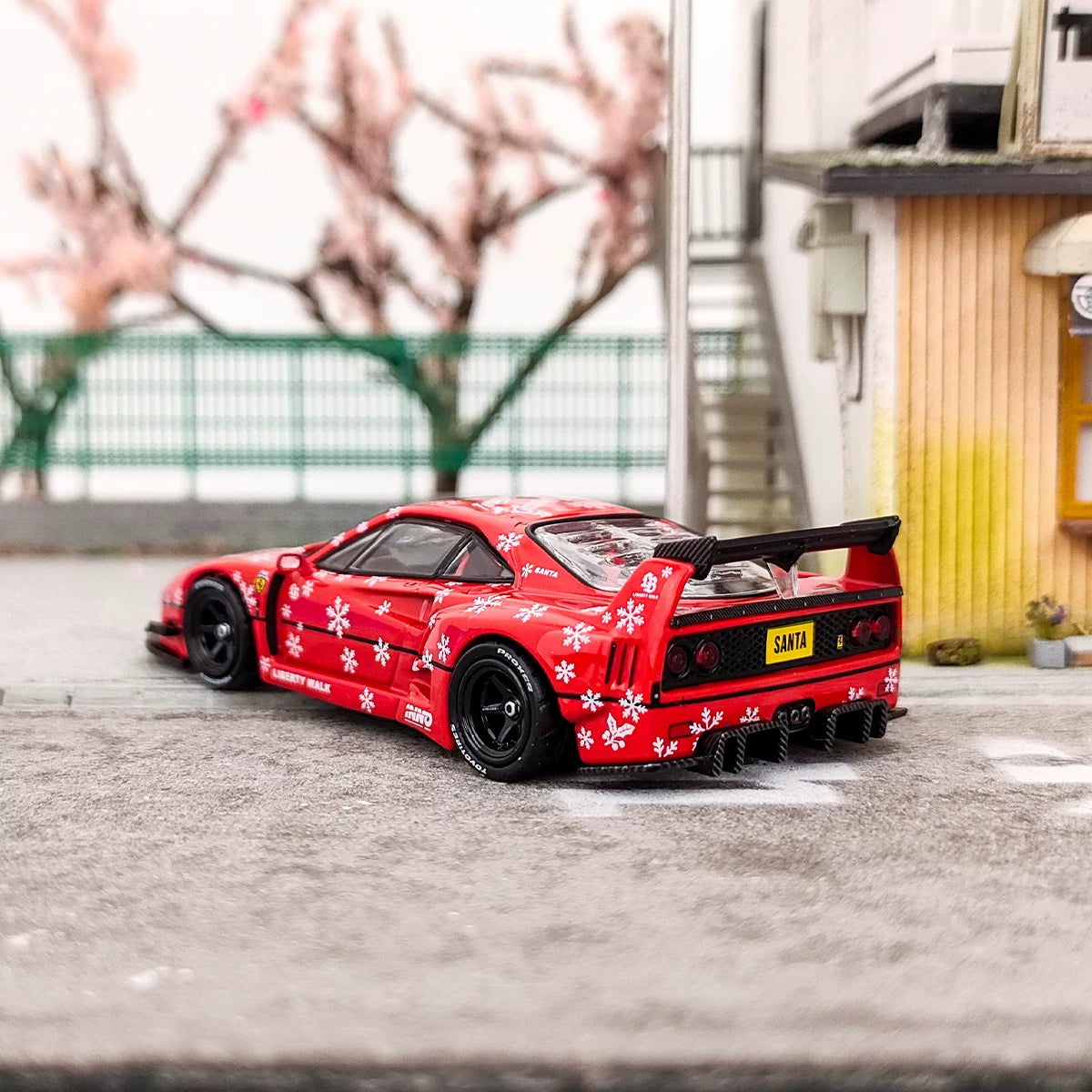 INNO64 1:64 Ferrari F40 LBWK Liberty Walk 2023 Christmas Edition