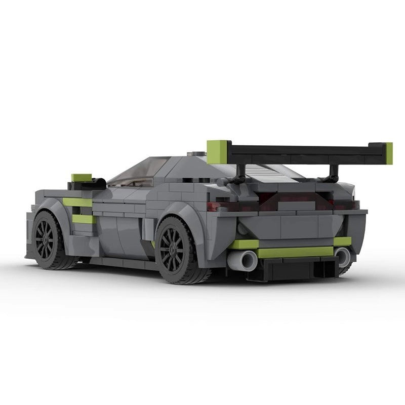 Pakar Daya Tahan "Vantage GT3" - Siri Perlumbaan V8 Biturbo oleh MOC Works Studio