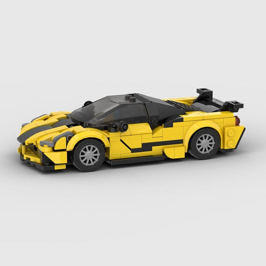 "4XX" Edisi Siracusa - Kereta Super Tempahan Khas V8 Biturbo oleh MOC Works Studio